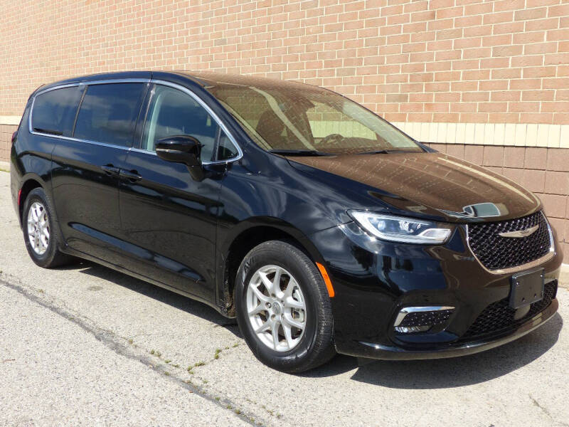 2024 Chrysler Pacifica Touring L