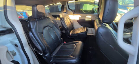 2020 Chrysler Pacifica Touring L