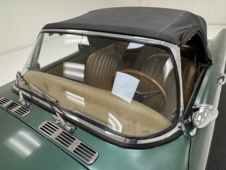 1965 MG MGB