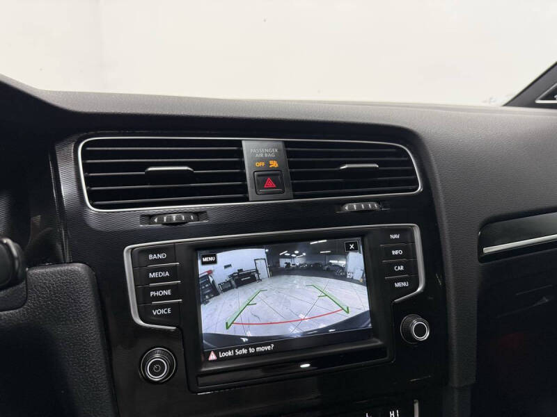 2017 Volkswagen Golf GTI