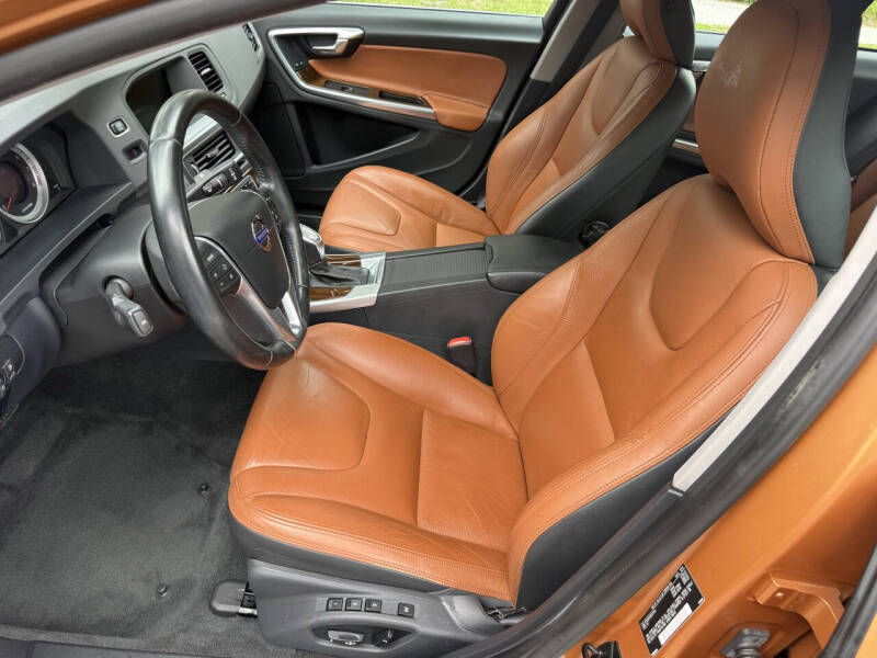 2013 Volvo S60 T5 Premier Plus
