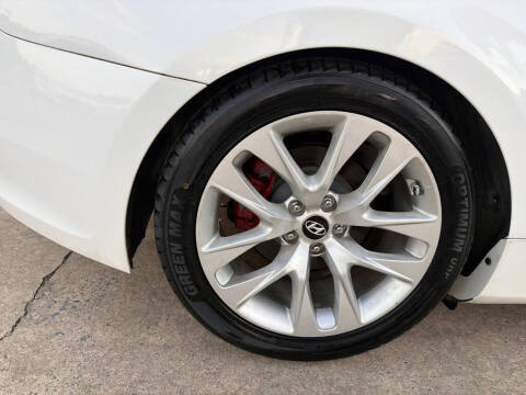 2013 Hyundai Genesis Coupe