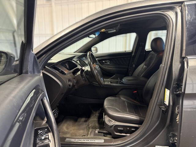 2018 Ford Taurus SHO