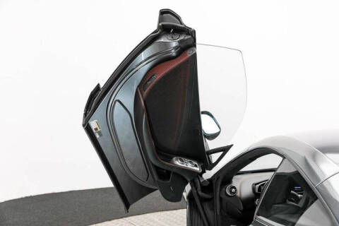 2013 McLaren MP4-12C