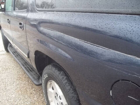 2004 Chevrolet Suburban 1500 LT