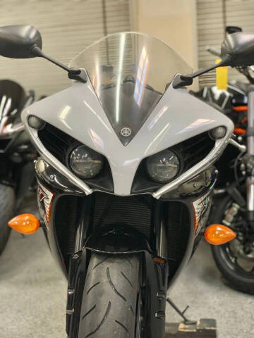 2012 Yamaha YZF-R1