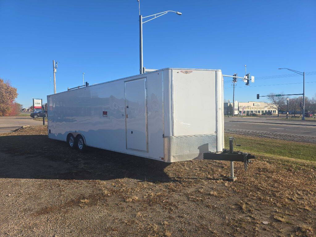 2022 H & H ENCLOSED 28 FEET 1