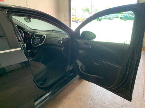 2018 Chevrolet Sonic LT Auto