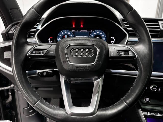 2022 Audi Q3 quattro S line Prem Plus 45 TFSI