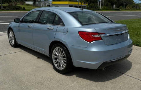 2013 Chrysler 200 Limited