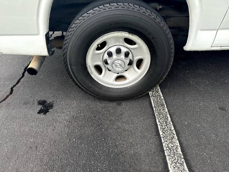 2017 Chevrolet Express 2500