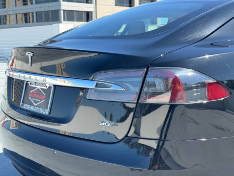 2016 Tesla Model S