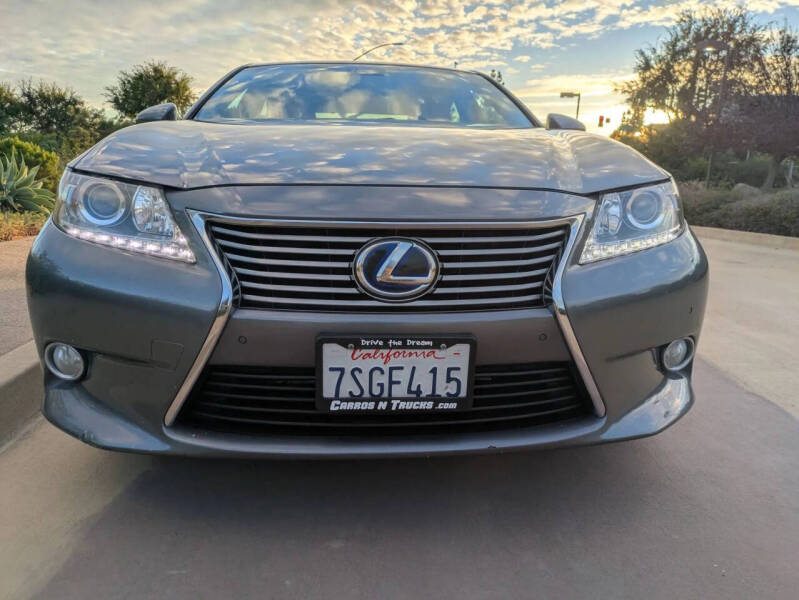2014 Lexus ES 300h