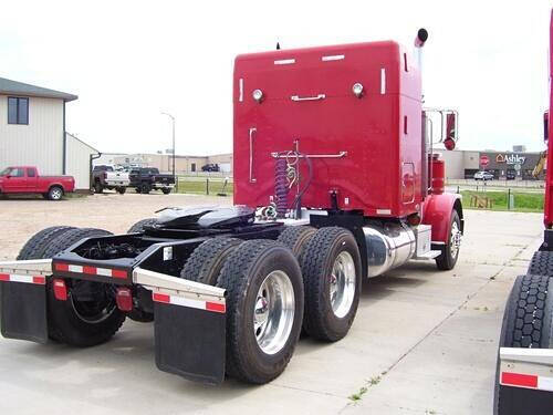 2010 Peterbilt 388 for sale at Pladson INC in Dickinson, ND