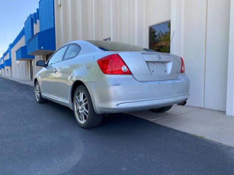 2005 Scion tC
