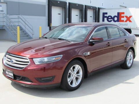 2015 Ford Taurus for sale at R & I Auto in Lake Bluff IL