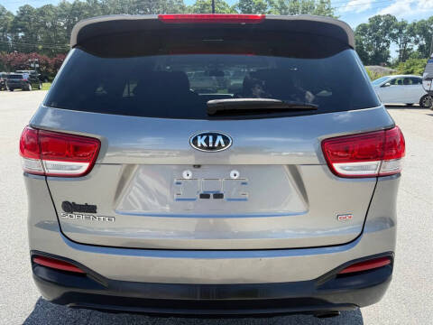 2018 Kia Sorento LX