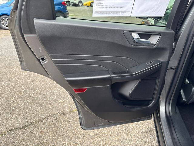 2025 Ford Escape Platinum