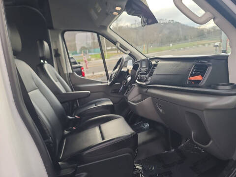 2023 Ford Transit 250