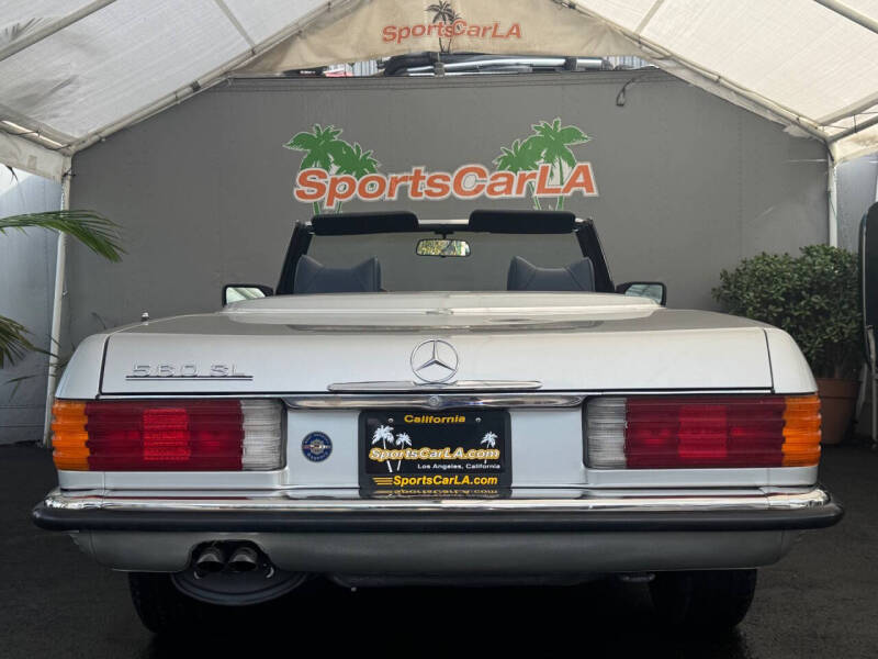 1986 Mercedes-Benz 560-Class 560 SL