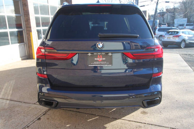 2022 BMW X7 40i photo 76