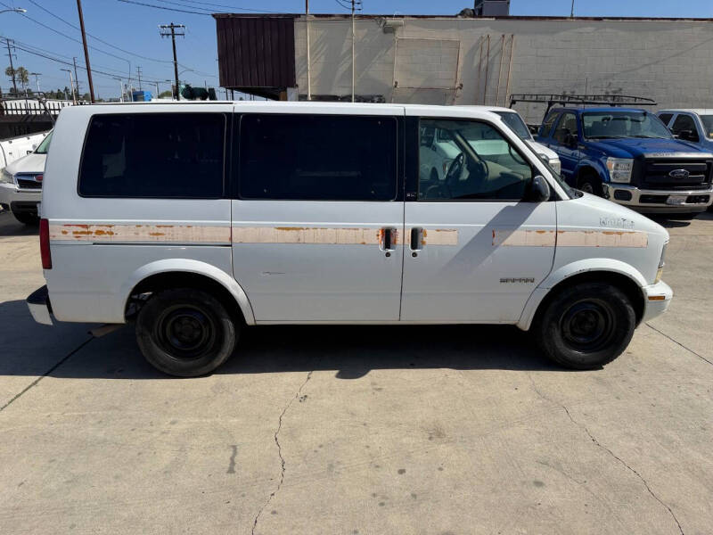2000 GMC Safari SL