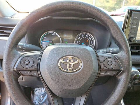 2022 Toyota RAV4 Hybrid XLE