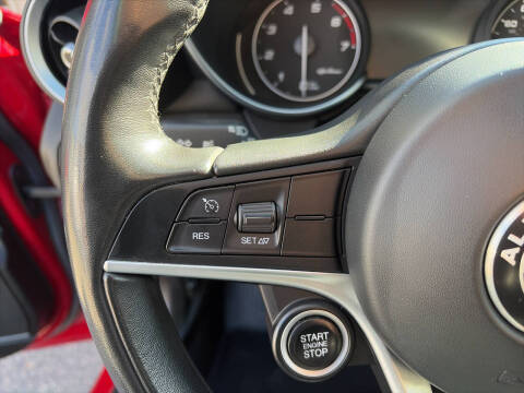 2017 Alfa Romeo Giulia Ti