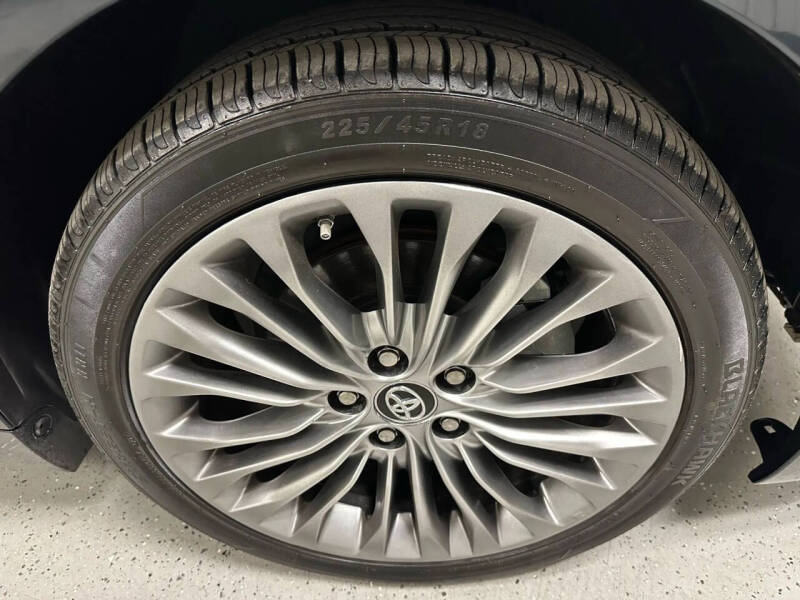 2016 Toyota Avalon Limited