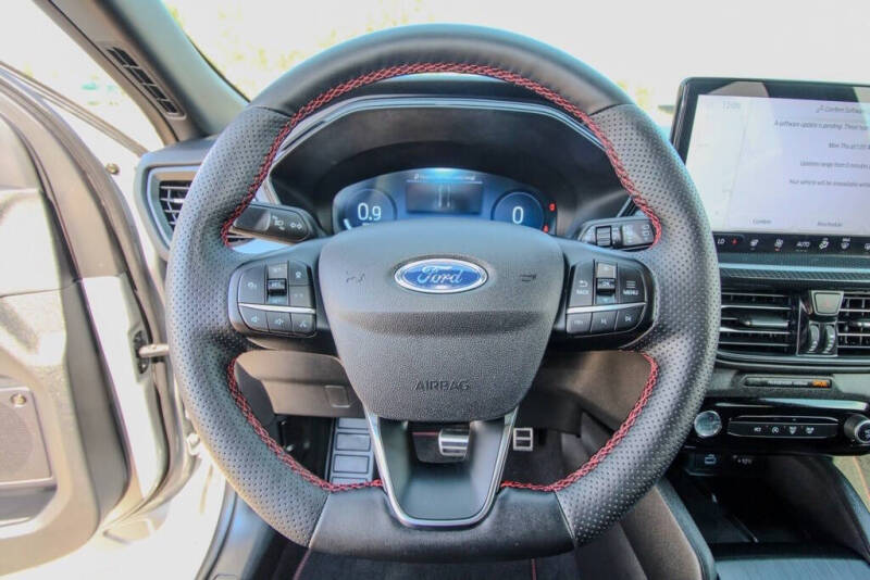 2023 Ford Escape ST-Line Select