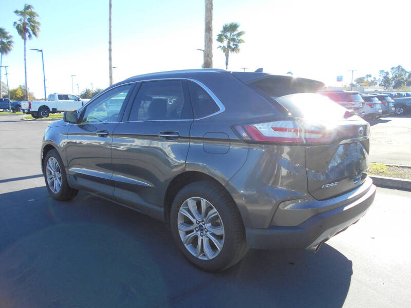 2019 Ford Edge Titanium