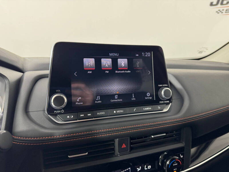 2025 Nissan Rogue Rock Creek