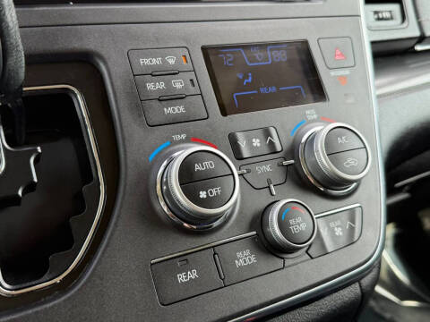 2018 Toyota Sienna