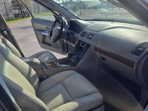 2005 Volvo XC90 2.5T