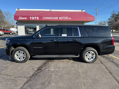 2015 Chevrolet Suburban for sale at Cunningham Motor Sales, Inc. in Urbana IL