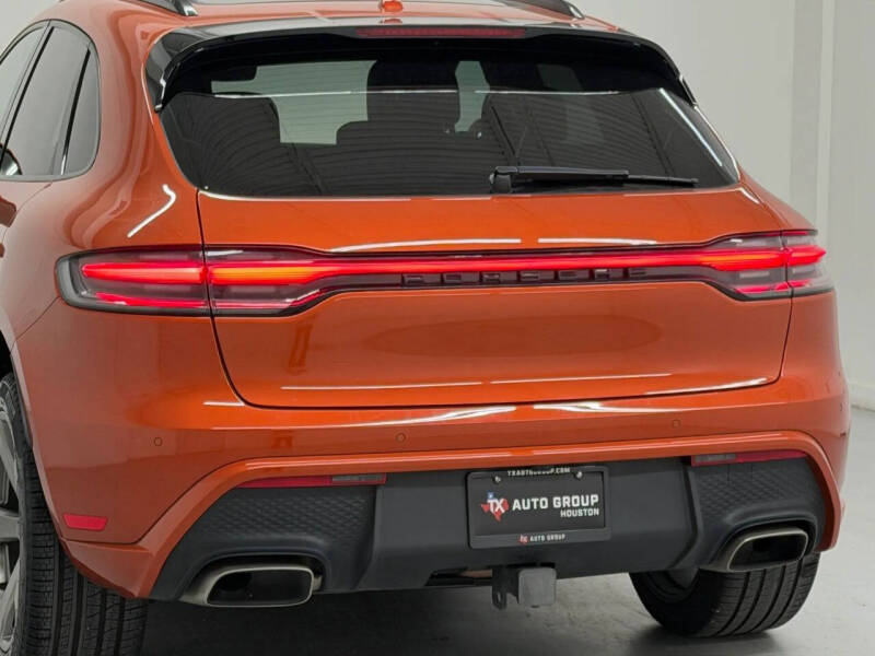2025 Porsche Macan
