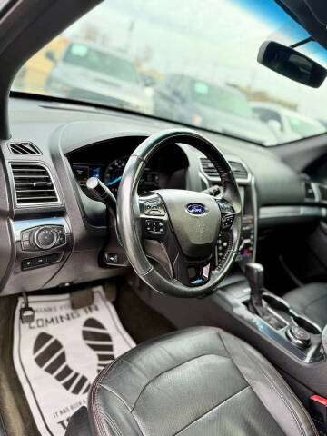 2017 Ford Explorer Sport