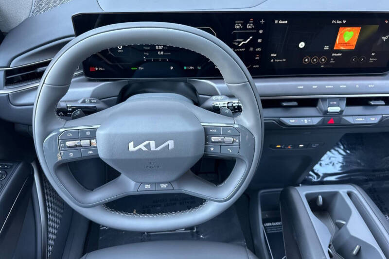 2026 Kia EV9 Wind