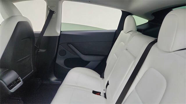 2024 Tesla Model Y Performance