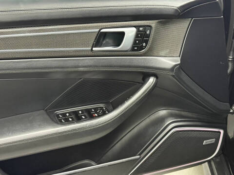 2019 Porsche Panamera Turbo