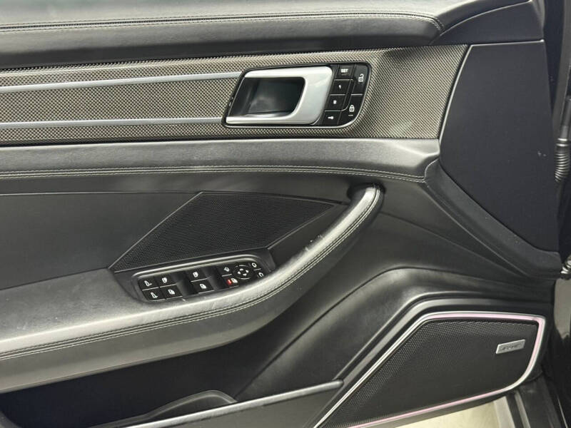 2019 Porsche Panamera Turbo