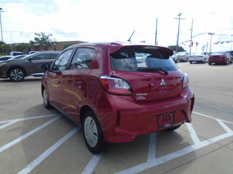 2024 Mitsubishi Mirage ES