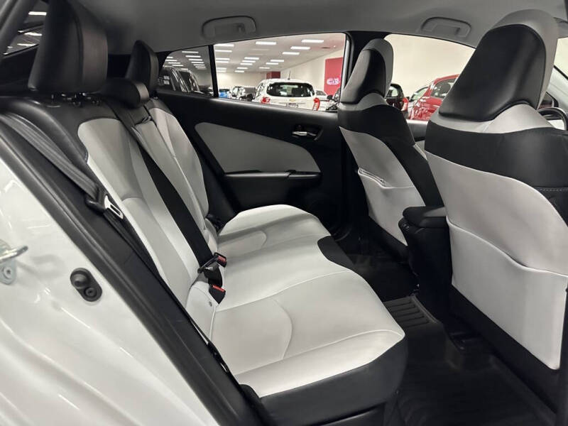 2022 Toyota Prius XLE