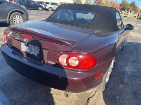 2004 Mazda MX-5 Miata