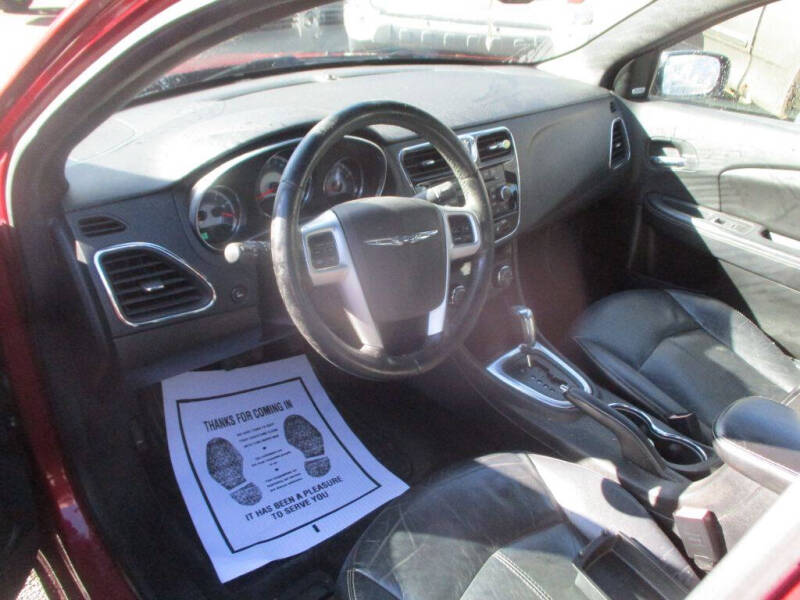 2013 Chrysler 200 Limited