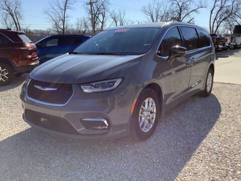 2025 Chrysler Pacifica Select