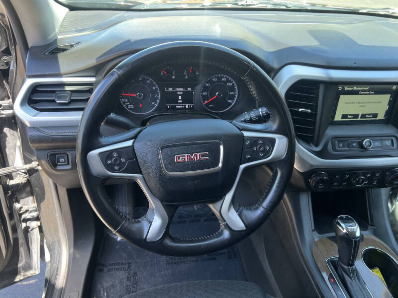 2017 GMC Acadia SLE-1