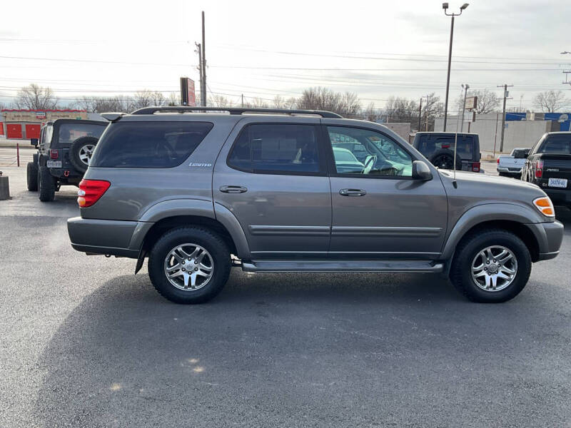 2004 Toyota Sequoia Limited