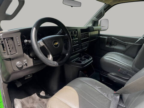 2016 Chevrolet Express 2500