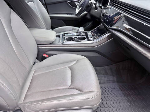 2021 Audi Q8 quattro Prestige 55 TFSI